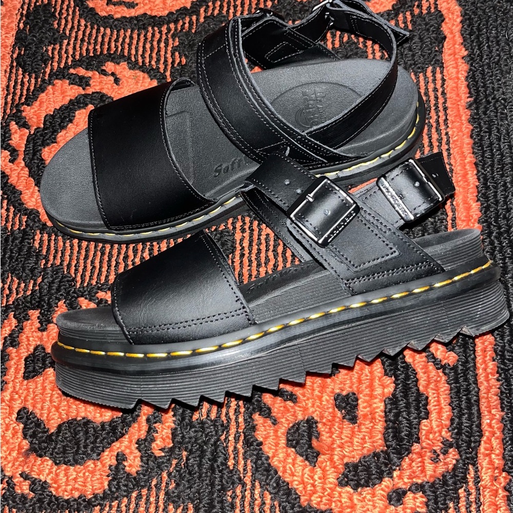 Dr Martens Voss Leather Strap Sandals in Black Hydro Leather